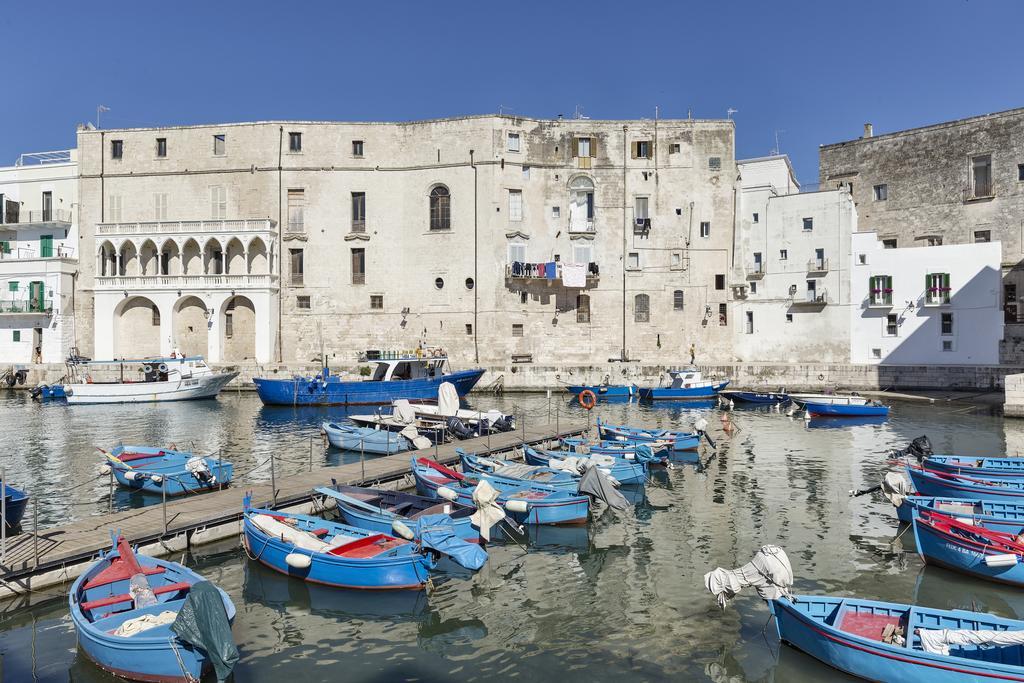 Casetta Sul Porto Antico Piano Primo Villa Monopoli Exterior photo